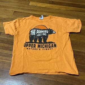 Porcupine Mountains Youth Tee w/ Bear Logo, Large (12/14)